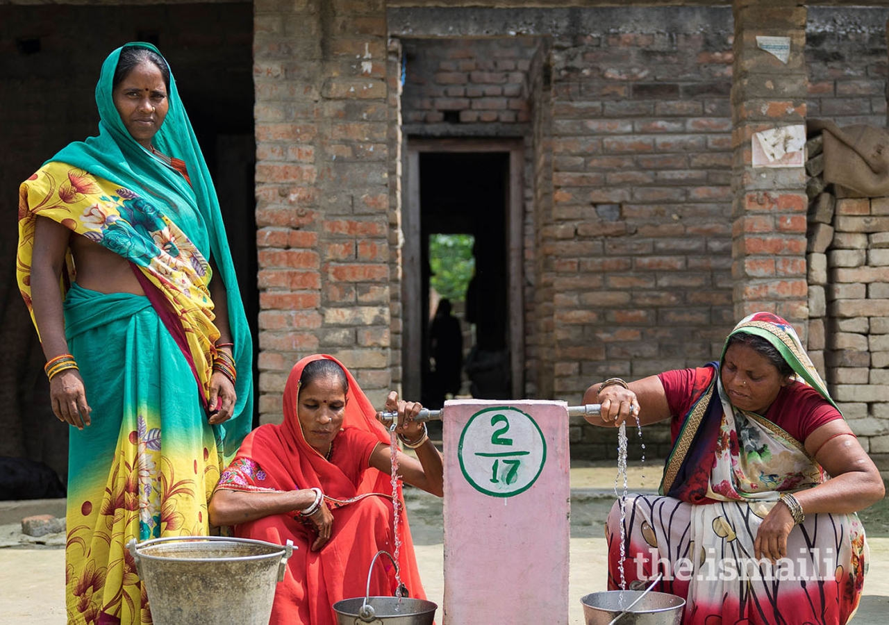 Community-managed drinking water schemes promoted by the Programme focus on both quality and access aspects of drinking water.