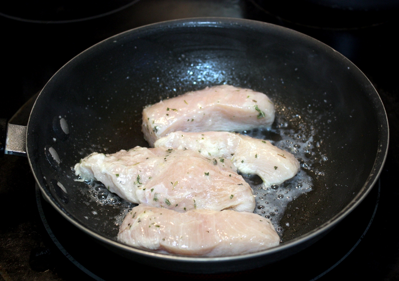 Tarragon Chicken with Spinach dip