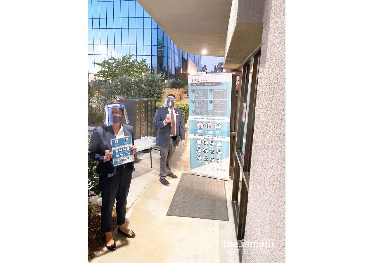 Torrance, California,  volunteers at the Jamatkhana entrance.