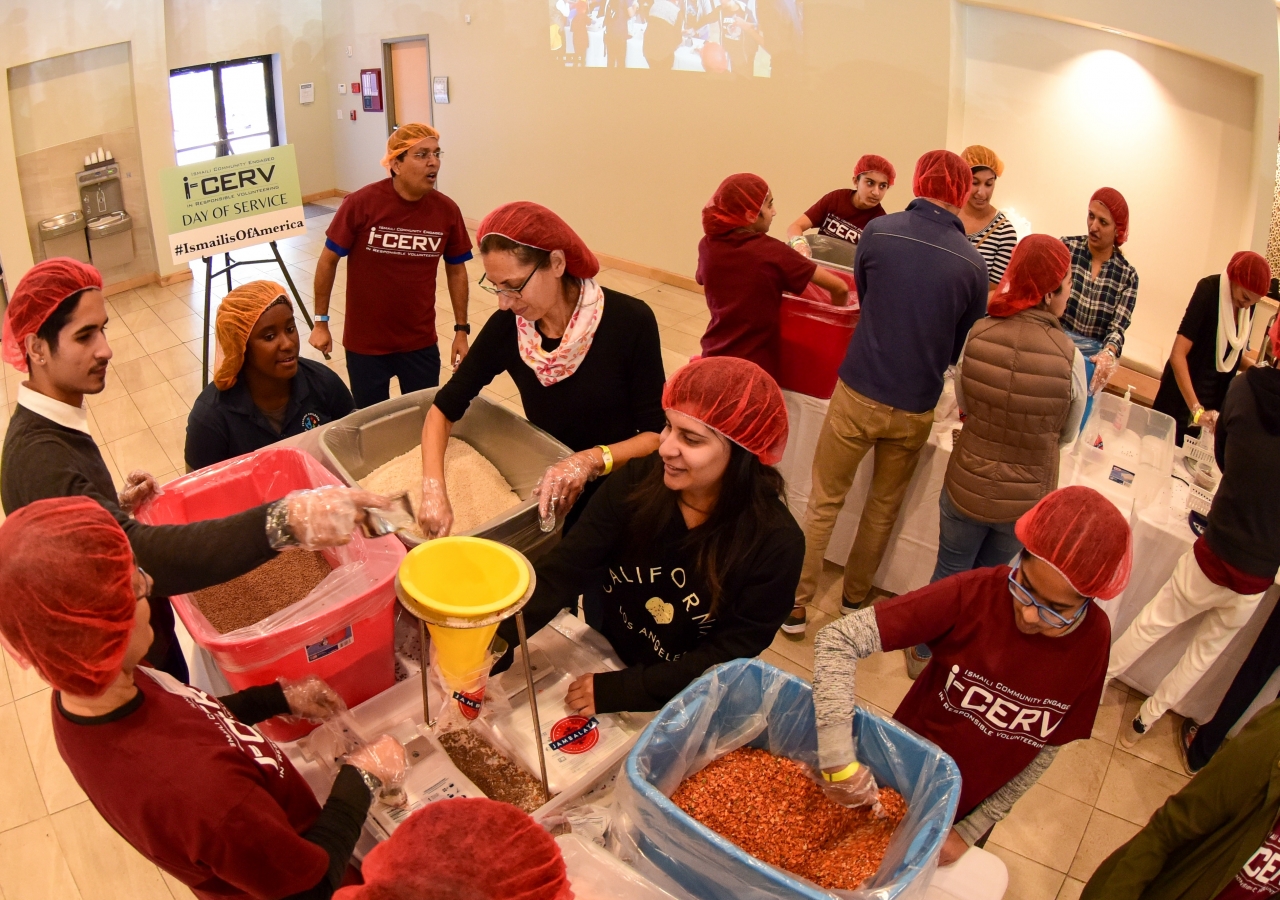 I-CERV volunteers in Atlanta fill bags with ingredients to help fight food insecurity in Metro Atlanta.