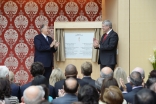 Mawlana Hazar Imam and Prime Minister Stephen Harper unveil a plaque commemorating the opening of the Ismaili Centre, Toronto. Moez Visram