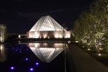 Visible from the Don Valley Parkway, the crystalline frosted glass dome of the Ismaili Centre Jamatkhana radiates light at night from the highest point of the site. Gary Otte