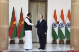 Vice President of India Shri M. Venkaiah Naidu receives Mawlana Hazar Imam at the Hyderabad House in New Delhi.