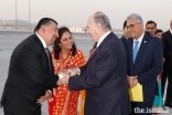 Vice President of UAE Council Aziz Merchant and his wife bid farewell to Mawlana Hazar Imam as President Amiruddin Thanawalla looks on.