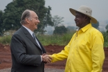 Mawlana Hazar Imam and President Yoweri Museveni on the land granted in Nakawa for the new Aga Khan University Hospital, Kampala. AKDN / Will Boase