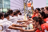 Teams Pakistan and India shake hands at the last Throwball match of their group stage.