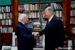 Mawlana Hazar Imam is received by His Excellency President Michael Higgins of Ireland at Áras an Uachtaráin.