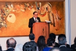 Dr Omar Kassam speaking at the Ismaili Centre, London. Ismaili Council for the UK / Aly Punjwani