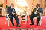 His Excellency President Yoweri Kaguta Museveni and Mawlana Hazar Imam in conversation.