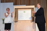 Mawlana Hazar Imam and Premier Kathleen Wynne share in applause after unveiling the plaque marking the inauguration of the Aga Khan Park. Zahur Ramji