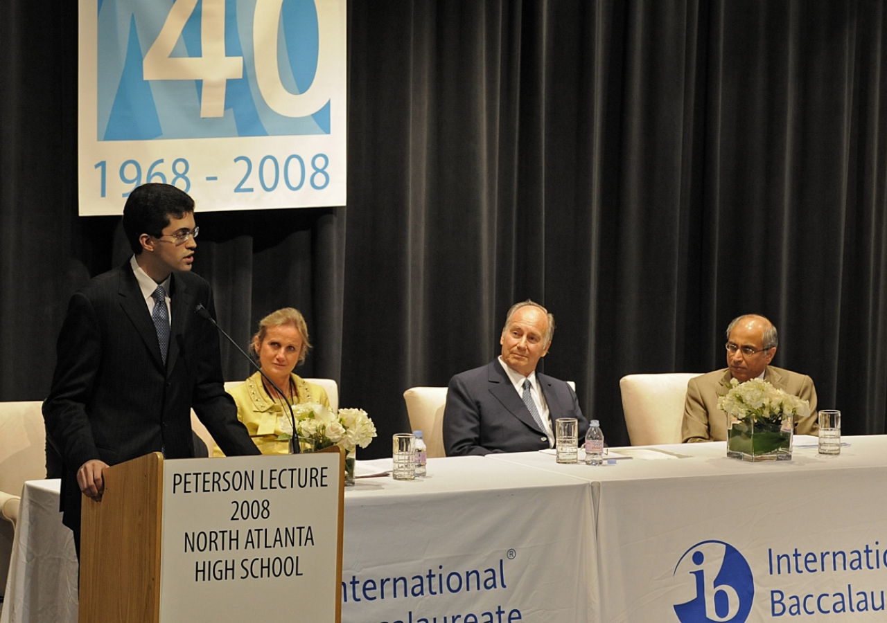 Karim Thomas, an Ismaili graduate of the IB Programme, addresses the audience on his experience of the programme and the values that it inspires. 