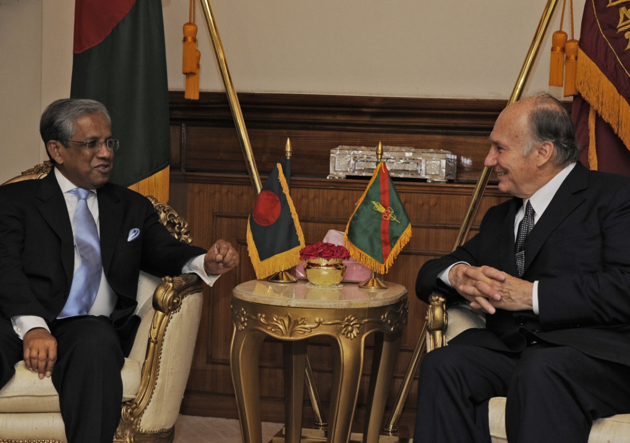 Mawlana Hazar Imam meets with the Honourable Chief Advisor of Bangladesh, Dr Fakhruddin Ahmed, in Dhaka.  