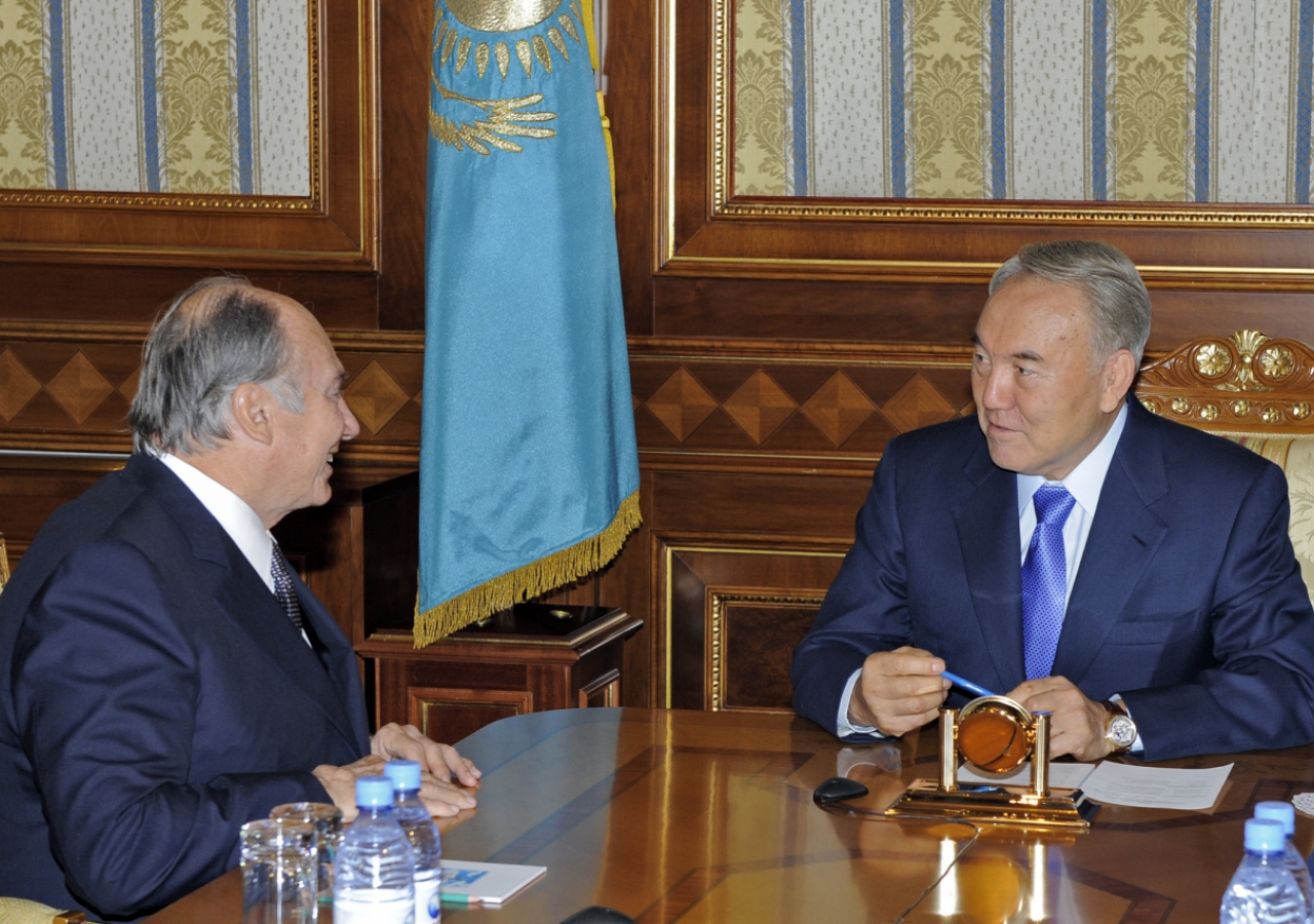 Mawlana Hazar Imam meets with His Excellency President Nursultan Nazarbayev at the Presidential Palace. 