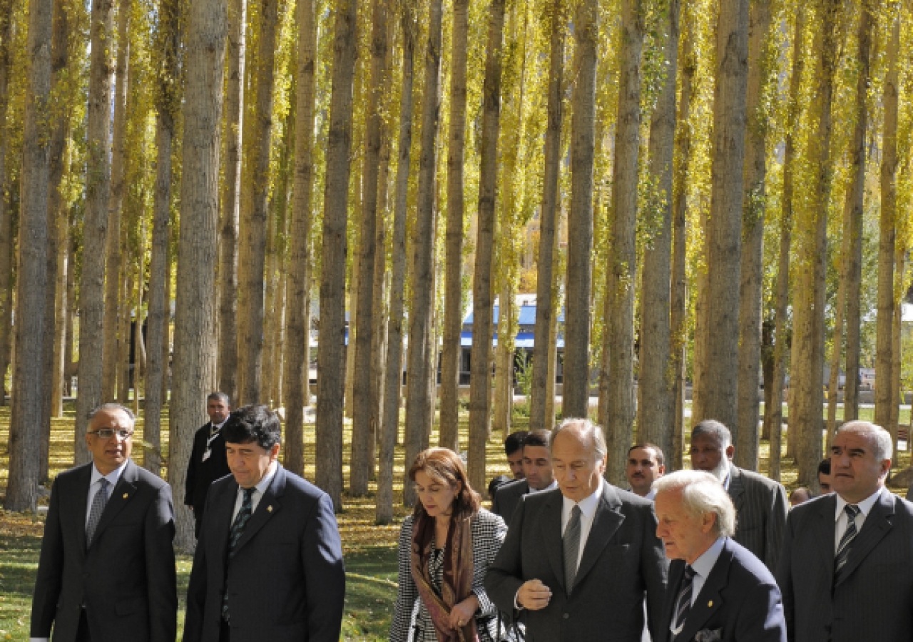 Mawlana Hazar Imam is joined by senior government, AKDN and Jamati leaders, on a walking tour of the Khorog Park, a project of the Aga Khan Trust for Culture. 