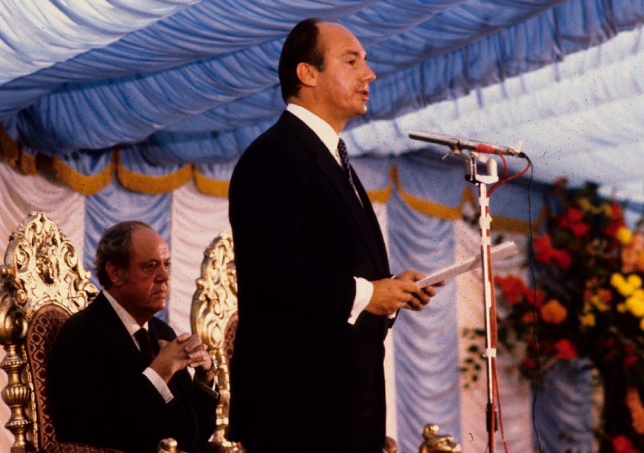 Mawlana Hazar Imam addresses the gathering at the Foundation Ceremony of the Ismaili Centre, London.