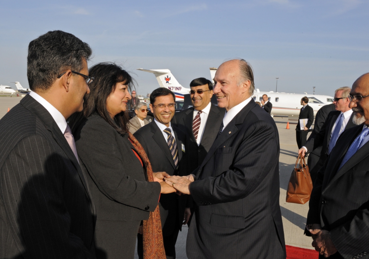 Jamati leaders bid farewell to Mawlana Hazar Imam as he prepared to depart Canada following the Foundation Ceremony in Toronto.