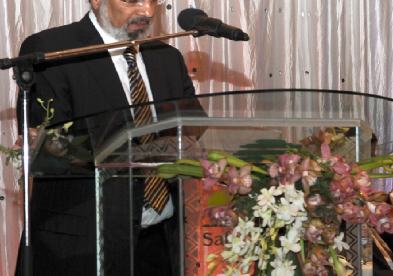 Ismaili Council for Kenya President Aitmadi Zul Abdul speaks at the Kenya Jamati Institutional Dinner in Nairobi.
