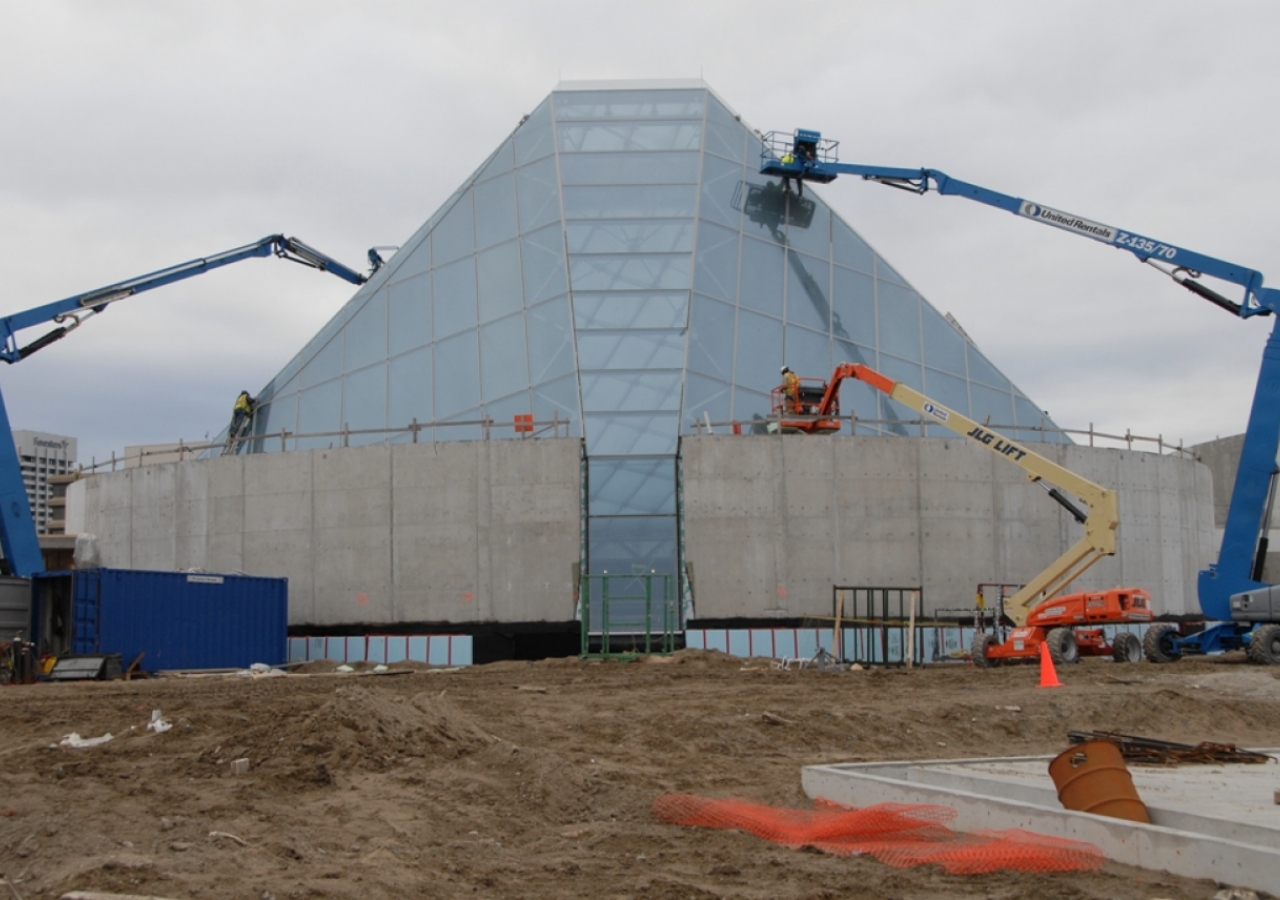 Jan 2012: Finishing touches being made on the glass roof over the Jamatkhana prayer hall of the Ismaili Centre, Toronto.