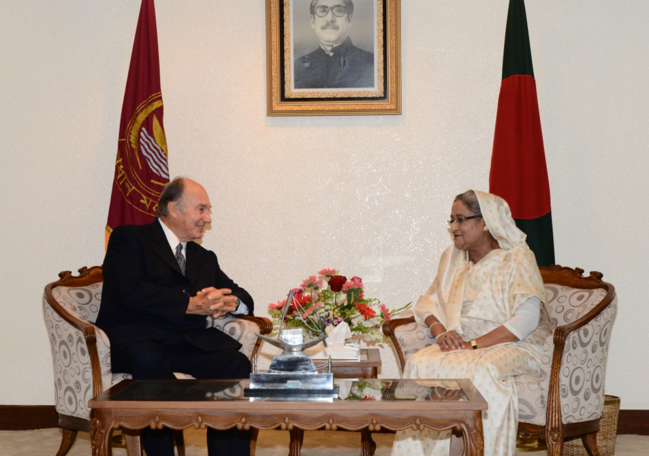 Mawlana Hazar Imam meets with the Honourable Prime Minister of Bangladesh, Sheikh Hasina.