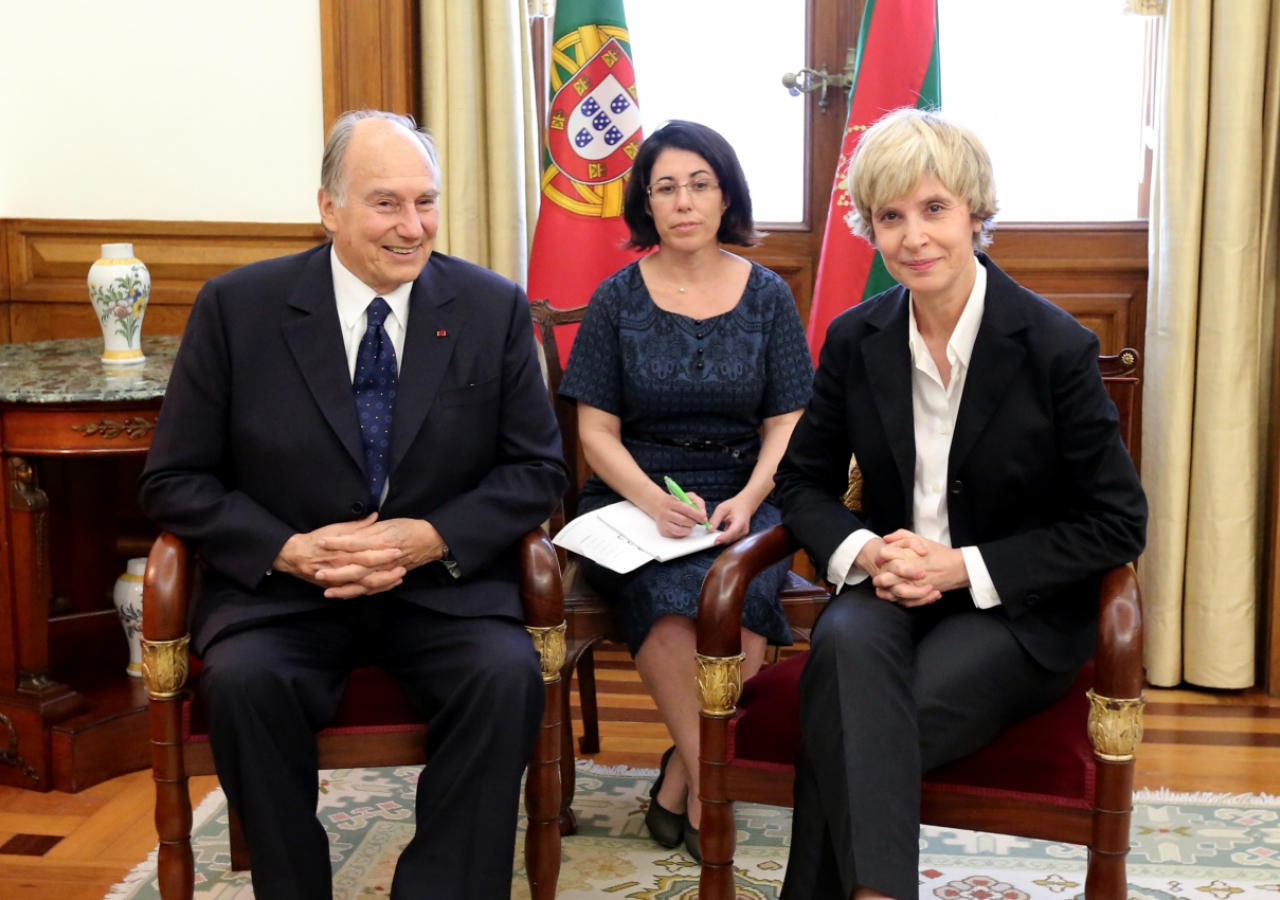 Mawlana Hazar Imam meets with the President of the Assembly of the Republic, Maria Assunção Esteves.