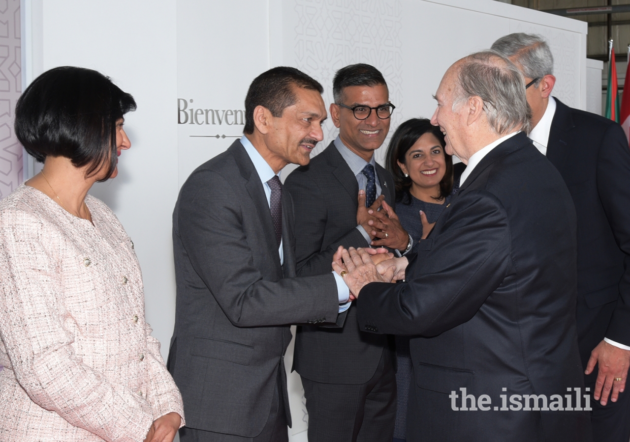 Calgary Headquarters Mukhi and Mukhiani welcome Mawlana Hazar Imam to Calgary.