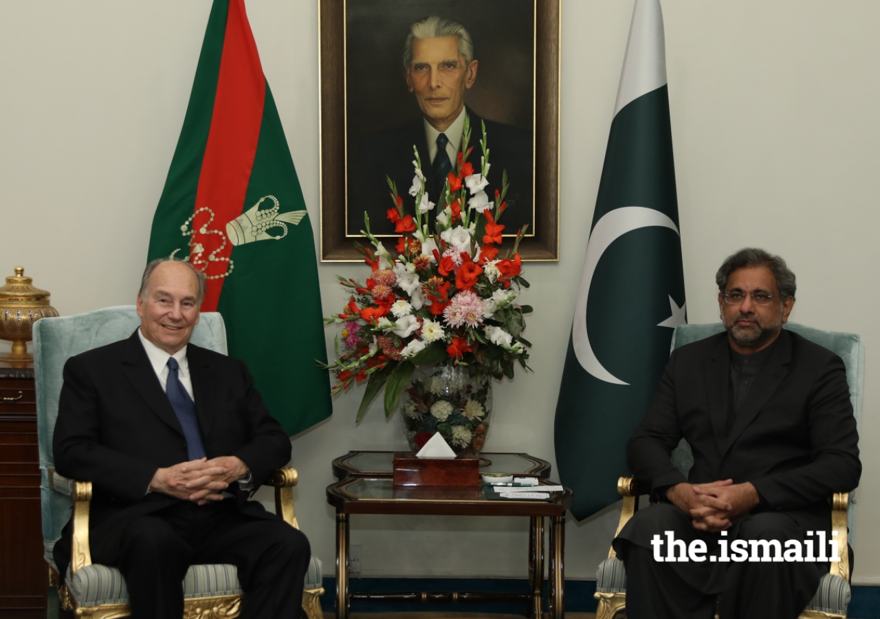 Mawlana Hazar Imam meets with Prime Minister Shahid Khaqan Abbasi