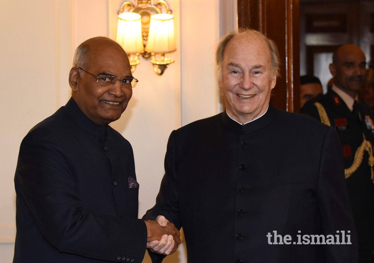 Mawlana Hazar Imam is welcomed by President Shri Ram Nath Kovind upon his arrival at the Presidential Estate in Rajpath, New Delhi.