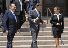 Mawlana Hazar Imam, Governor Rick Perry of Texas and Princess Zahra leaving the Texas State Capitol. 