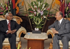 Mawlana Hazar Imam meets with the Honourable President of Bangladesh, Iajuddin Ahmed, at Bangabhaban Palace in Dhaka.  