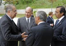 Mawlana Hazar Imam is joined by the President of the Ismaili Council for Portugal, Amirali Bhanji, and AKDN Resident Representative, Nazim Ahmad, in a conversation with the President of the Assembly of the Republic, Jaime Gama.  