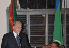 Mawlana Hazar Imam speaks at the State Dinner held in his honour in the presence of His Excellency Jakaya Mrisho Kikwete, President of Tanzania.