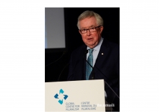 Former Prime Minister of Canada, the Rt. Honourable Joe Clark, delivers closing remarks during the Ceremony. Clark served as Chair of Award's Jury. 