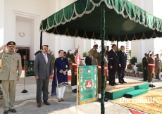 Princess Zahra, President Mamnoon Hussain and Mawlana Hazar Imam during the performance of the Pakistan National Anthem