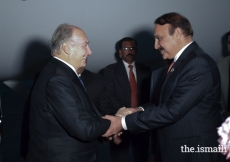 State Minister for Capital Administration & Development, Tariq Fazal Chaudhry greeting Mawlana Hazar Imam