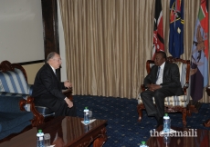 His Excellency President Uhuru Kenyatta meets with Mawlana Hazar Imam at the State House in Nairobi.