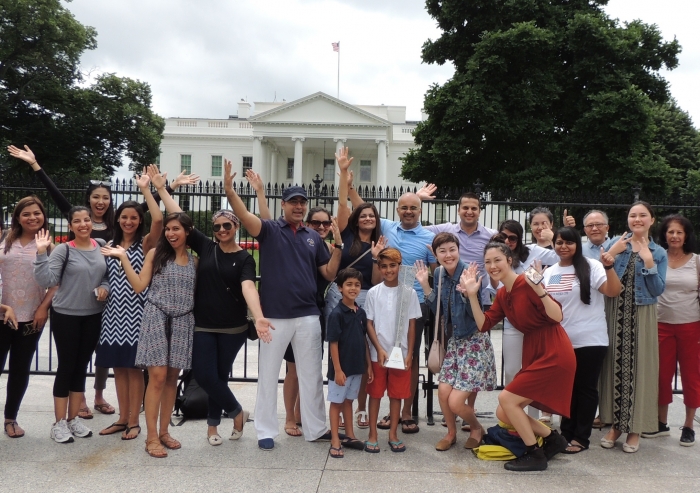 Jamati members stand with the Fanous outside the White House in Washington, DC. JG/TheIsmaili.org