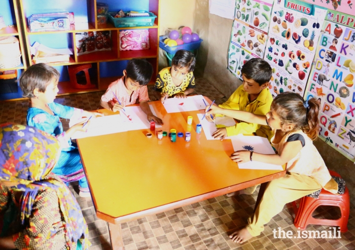 Children engage in creative arts prior to the Covid-19 pandemic.