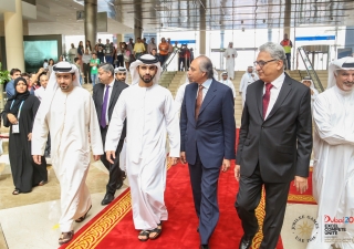 Upon his arrival for the Closing Ceremony of the 2016 Jubilee Games, His Highness Sheikh Mansoor is accompanied by LIF Chairman Mahmoud Eboo and Ismaili Council President Amiruddin Thanawala. JG / Pervaiz Akhtar