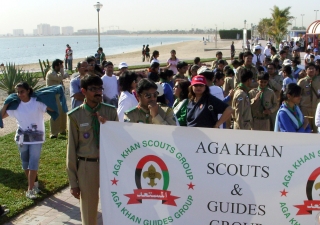 Ismaili Volunteers and members of the Aga Khan Scouts and Guides gather at Mamzar Park for the 2008 Dubai Terry Fox Run.  