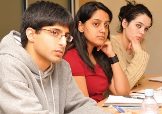 GPISH students listen during a course lecture at The Institute of Ismaili Studies. 