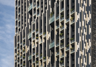 The staggered block arrangement of the 66-storey Met Tower in Bangkok — shortlisted for the 2013 Award — provides plenty of light and cross-ventilation, so that apartments require no air conditioning.