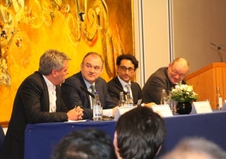 On 27 March 2014, the Ismaili Centre, London hosted a panel discussion on the future of shale gas in the UK. Andrew Austin, the Rt Hon Edward Davey, MP and Professor Alan Riley formed the panel, which was moderated by Galib Virani.