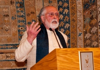 Seyyed Hossein Nasr delivers an Ismaili Centre International Lecture on “Religion, Secularism and the Challenge of the Environmental Crisis” at the Ismaili Centre, Burnaby on 26 April 2014.