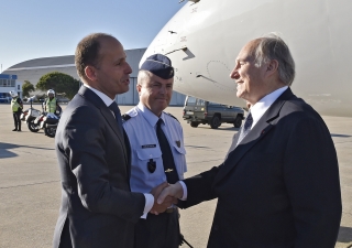 Mawlana Hazar Imam is received by Pedro Mota Soares, Portugal's Minister of Solidarity, Labour and Social Security. TheIsmaili / Gary Otte