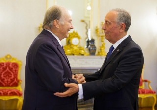 President Marcelo Rebelo de Sousa welcomes Mawlana Hazar Imam at Belém Palace, the official residence of the President of Portugal. AKDN / Luis Filipe Catarino