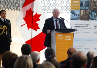 His Excellency David Johnston, Governor General of Canada delivers the opening keynote at the Smart Global Development conference held at the Delegation of the Ismaili Imamat in Ottawa. AKFC / Patrick Doyle