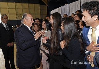 Mawlana Hazar Imam is greeted by hundreds of Jamati leaders and institutional staff at the airport on his departure from Ottawa.