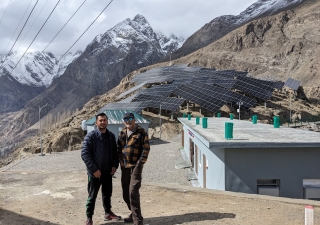 Faruq Vishram (right) pictured at 1MW Duiker Solar Plant with Battery Storage 