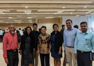 From left to right: 4PM President Izzuddin Taherally, Haneesa Habib, Aamir Bana, DPM Heng Swee Keat, Noureen Mervani, Akbar Humayun Makani, and Dr Mustafa Izzuddin