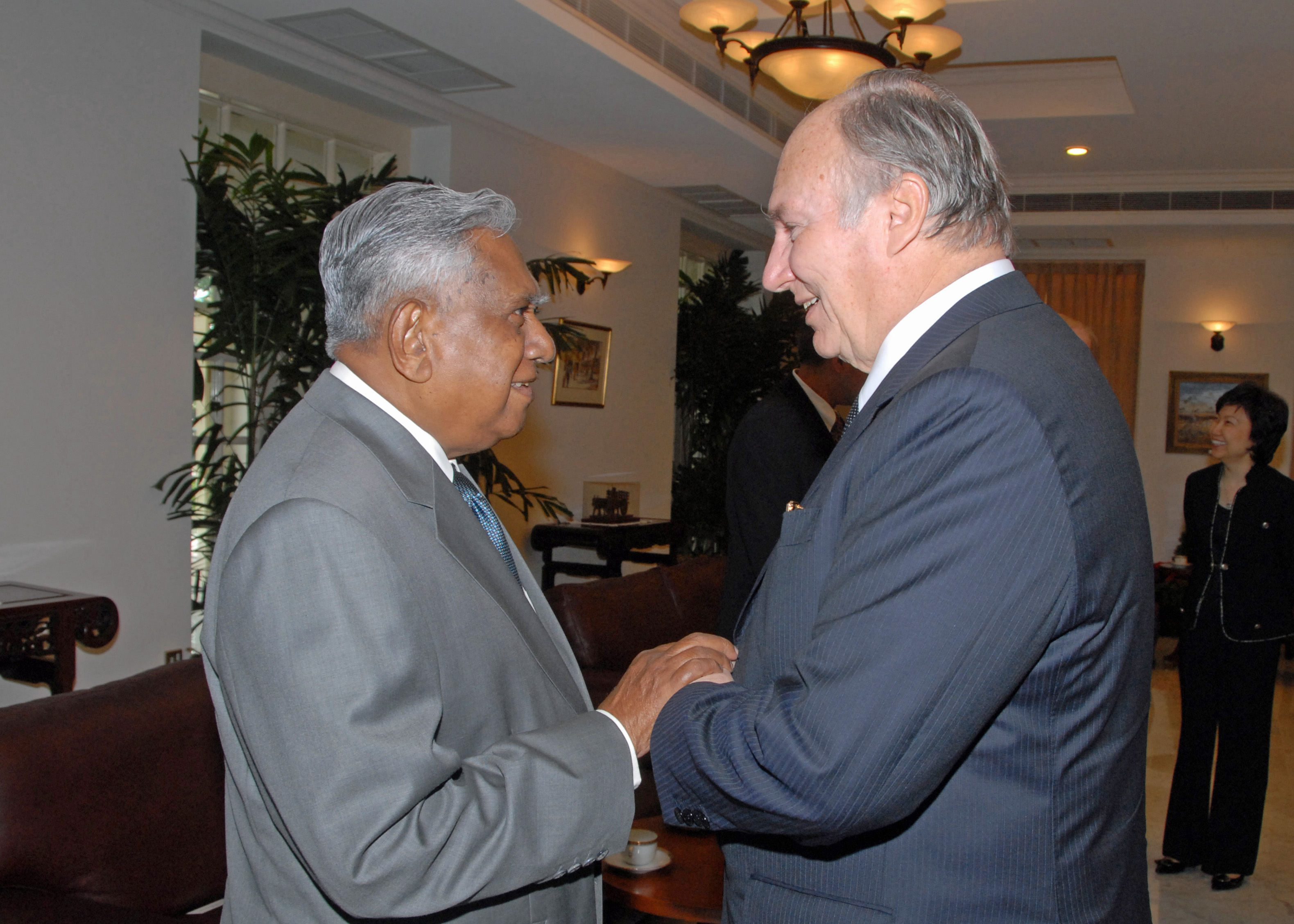 Mawlana Hazar Imam is greeted by President S R Nathan at the Istana in Singapore. Photo: Akbar Hakim